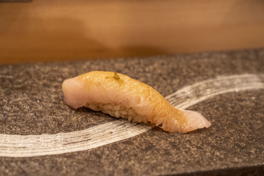 美食／高雄 梨壽司｜高雄隱藏巷弄內壽司小店　超人氣12貫握壽司　晚餐omokase壽司饗宴