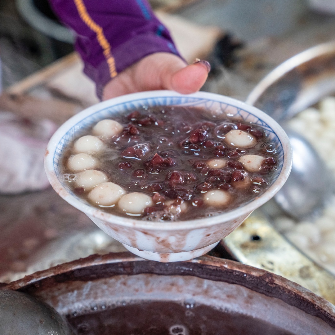 宜蘭美食 羅東紅豆湯圓｜羅東人從小吃到大！古早味「紅豆湯圓」甜而不膩，吃的是滿滿回憶！