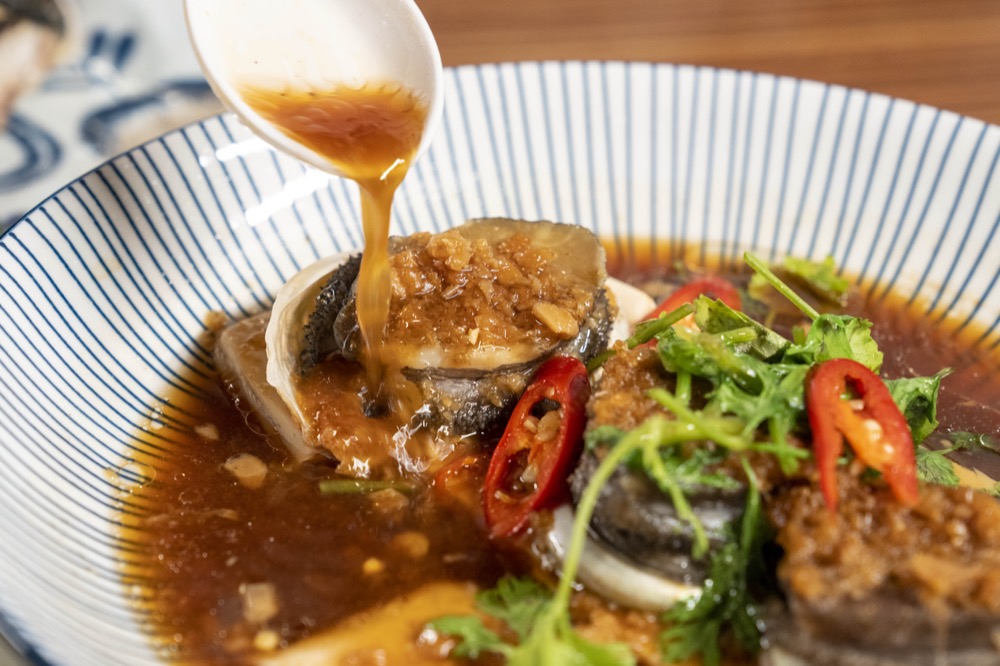 漁聞樂海鮮料理。台北小巨蛋站美食，超新鮮海鮮日式料理