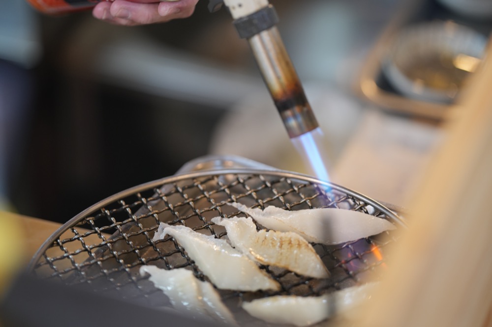 漁匠甘霖，台北美食，永樂市場內的平價新鮮生魚丼，逛迪化街也值得一試