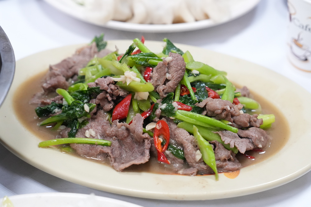 台中美食｜清真恩德元餃子館　絕對要預約！台中最強炭燒牛肉火鍋