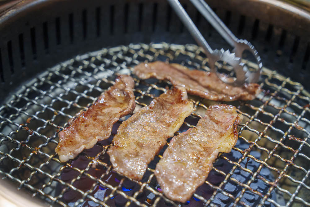 超限量龍の肉必點！職人精神 手工鑽石切割　來自日本靜岡60年和牛專賣店