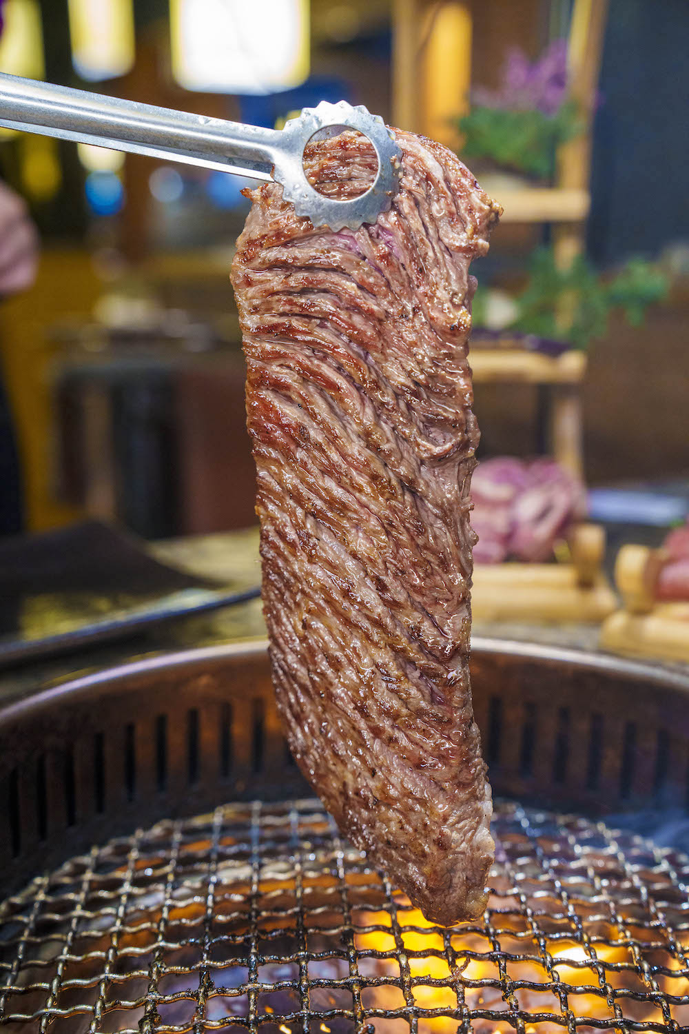 超限量龍の肉必點！職人精神 手工鑽石切割　來自日本靜岡60年和牛專賣店