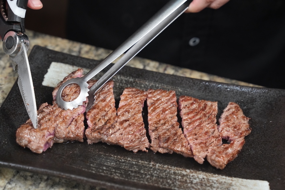 超限量龍の肉必點！職人精神 手工鑽石切割　來自日本靜岡60年和牛專賣店