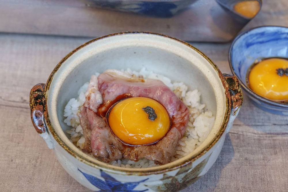 台北燒肉 山上走走｜超強「日式無菜單燒肉」插旗華山　好奢華「海膽手捲、和牛三明治」精緻美味！