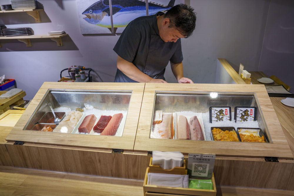 台北居酒屋 燒鳩 刺身•串燒•夜食 ｜市民大道聚餐首選、炭烤鰻魚釜飯必點。串燒、生魚片、海鮮都超強！！！