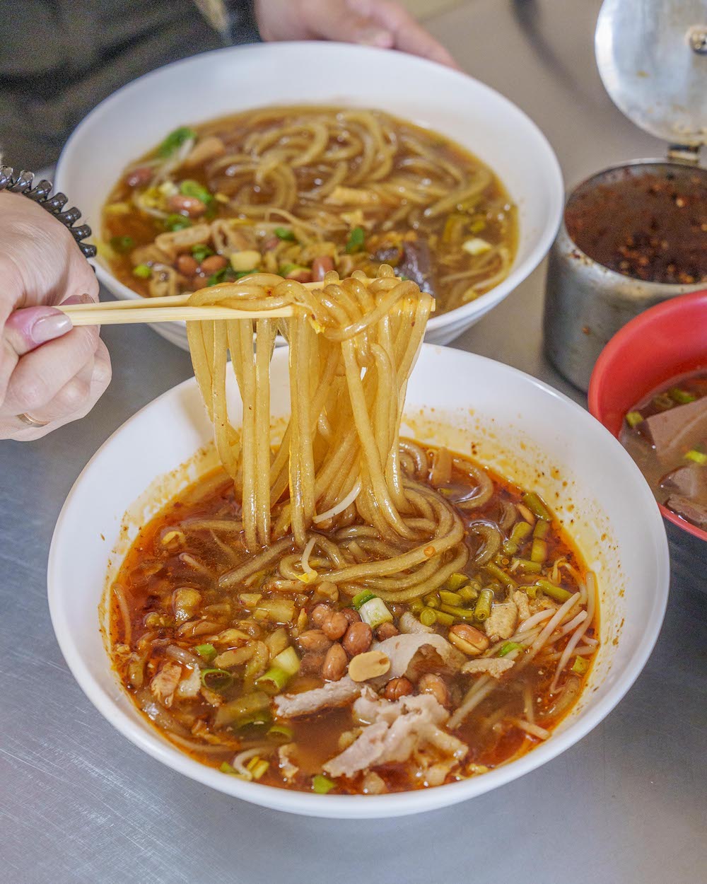 嘉義美食　水秀桂林酸辣米粉｜道地廣西酸辣粉，辣味夠麻～連小菜也好吃～