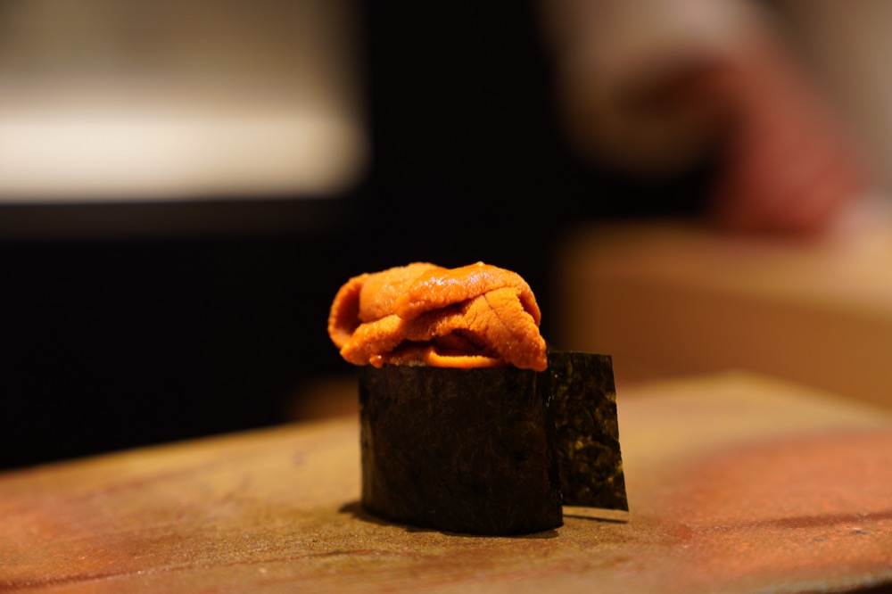 米其林一星鮨隆 　晚餐Omakase 板前壽司環境舒適～內斂的料理手法