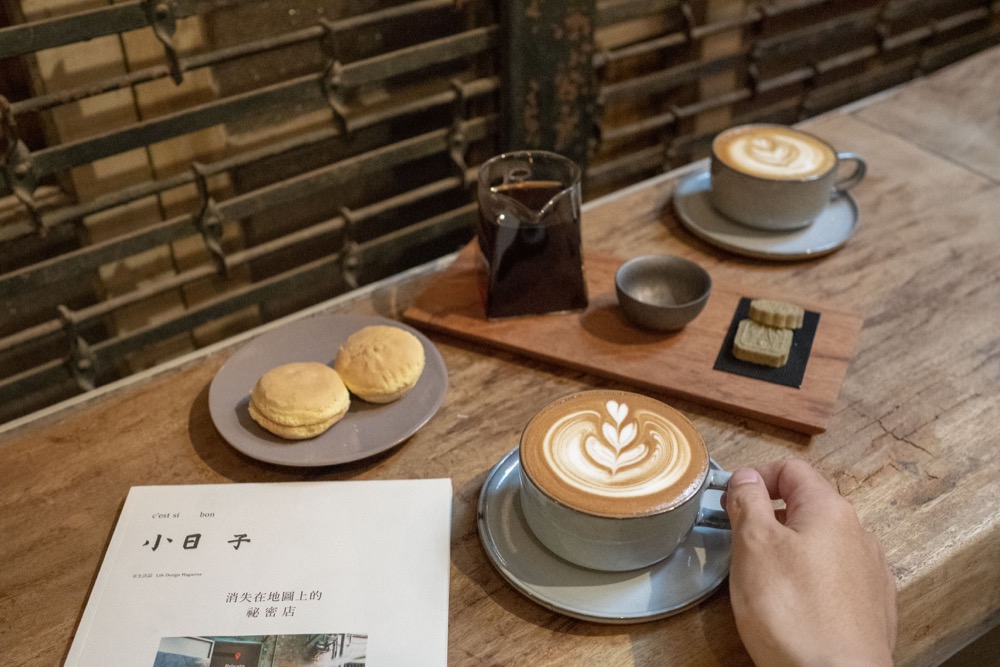 美食／台北 大稻埕咖啡廳 AKA café｜預約制老宅咖啡廳　隱身在都市的世外桃源