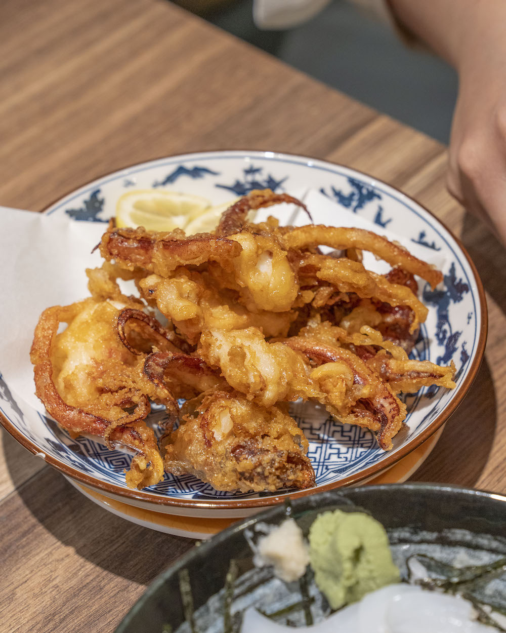 赤木鮮魚店，台北美食，榮星花園旁巷弄的美味生魚丼飯，老饕的平價選擇