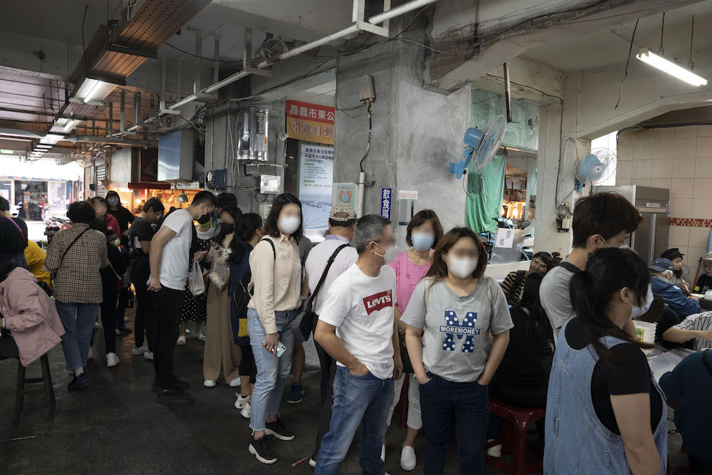 嘉義王家祖傳牛雜湯　東市場必吃百年老店！在地人也愛的人氣牛雜湯