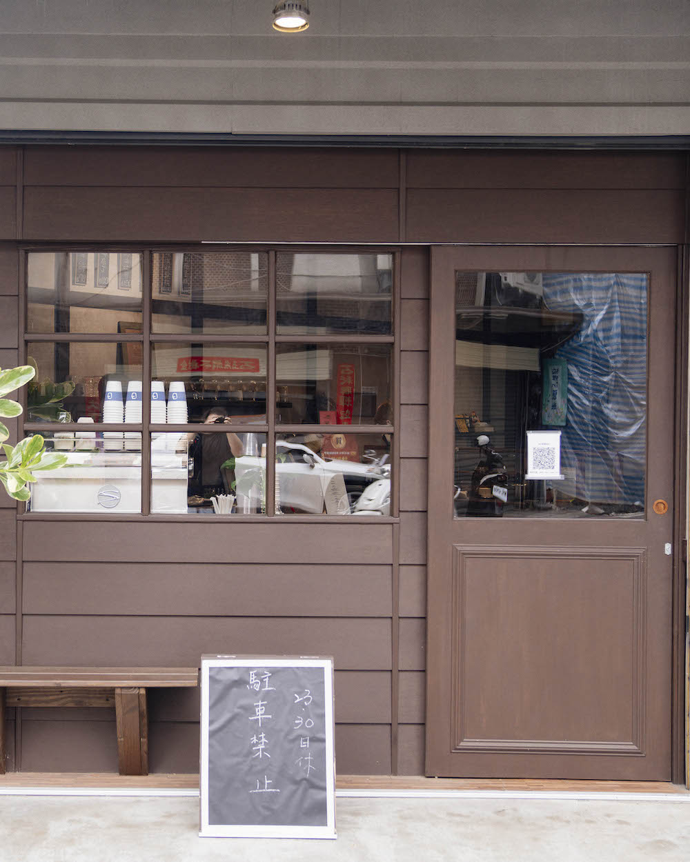 嘉義咖啡廳 BES coffee｜店內濃濃的日式氛圍　彷彿一秒到了日本