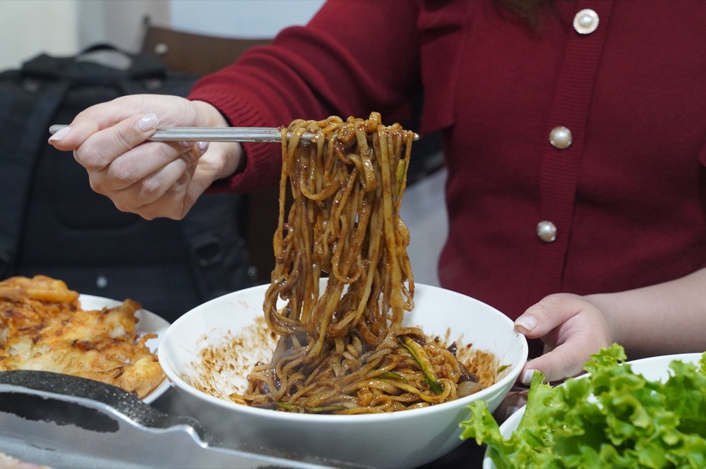 美食／台北美食 東輝韓食館｜預約才吃得到韓味食堂！來自韓國華僑老闆好手藝