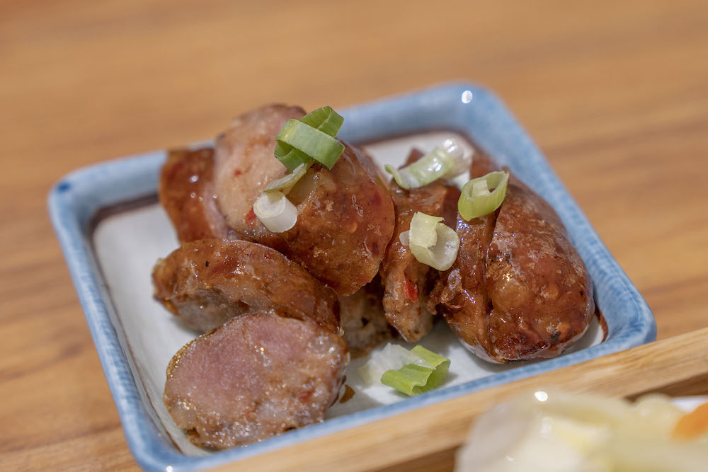 低調路線「精緻台式定食」藏身忠孝復興站　欠吃無比「香酥紅燒豚肉」是最想念的家常味！