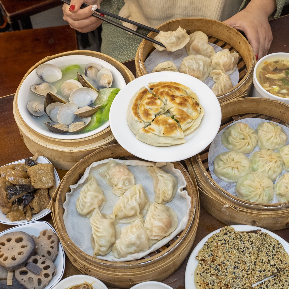 美食／萬芳醫院站美食 福鼎湯包店｜一早就開賣！木柵平價版星級湯包　蒸餃專賣　小心噴汁！