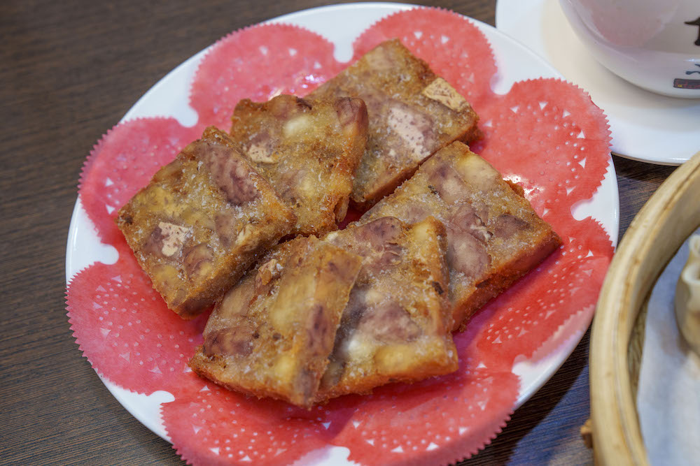 宜蘭美食 一鑫園｜ 宜蘭超狂蚵仔蓋飯鮮美必朝聖，整隻鮮蝦包入燒賣太欠吃！