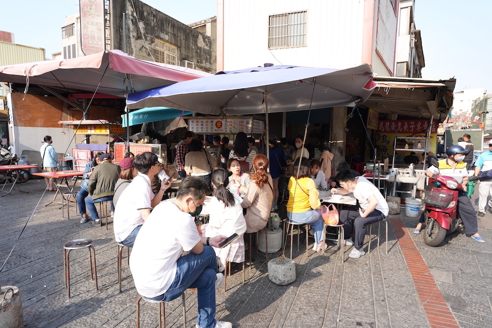 彰化鹿港美食 發記粉粿冰｜鹿港老街銅板美食「古早味粉粿冰」 50年老店「軟Q手工粉粿」好欠吃！