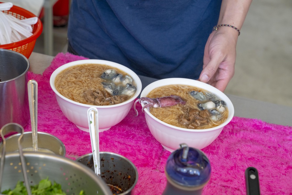 老傑麵線，捷運大安站美食，超澎湃招牌大四喜，吃好吃滿