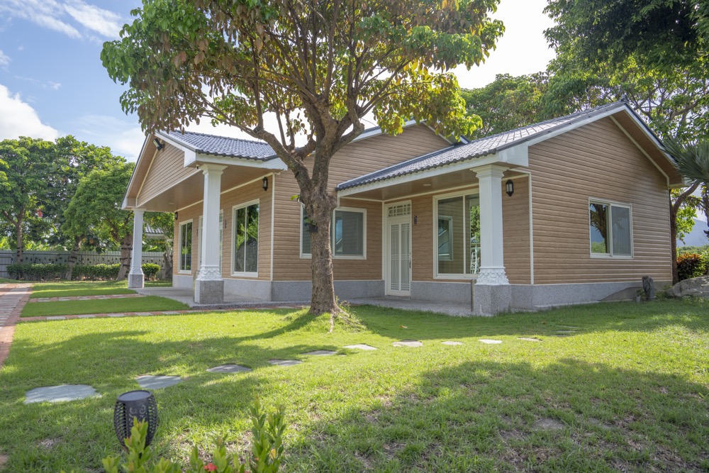 旅遊／花蓮吉安住宿 南海度假莊園 ｜獨享小木屋超享受！一走進去就能感受芬多精原木香氣～