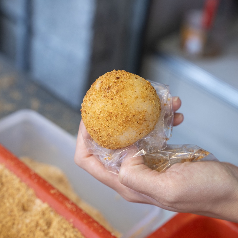 美食／宜蘭美食 古意人養生米粿｜隱身宜蘭北館市場人氣手工麻糬　白胖胖口感超軟Ｑ！