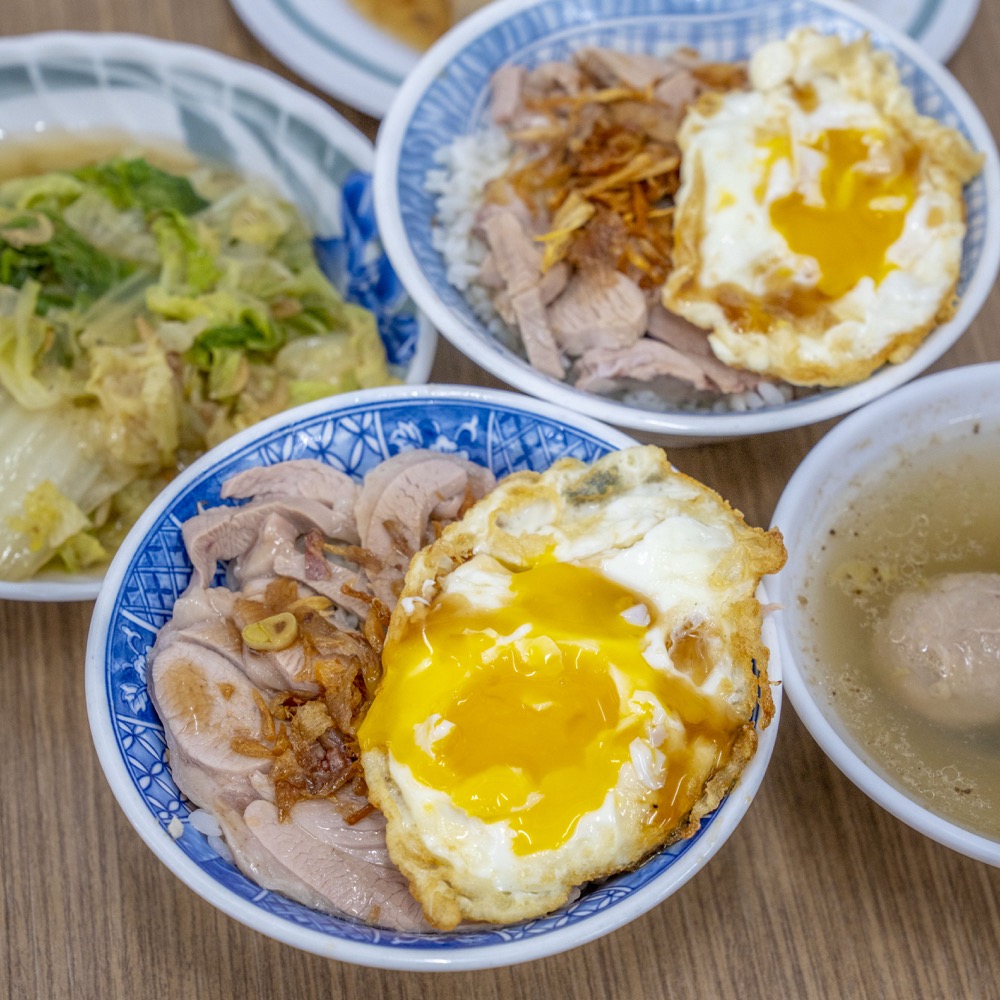 嘉義公園火雞肉飯，嘉義美食，吃雞肉飯一定要到嘉義!!