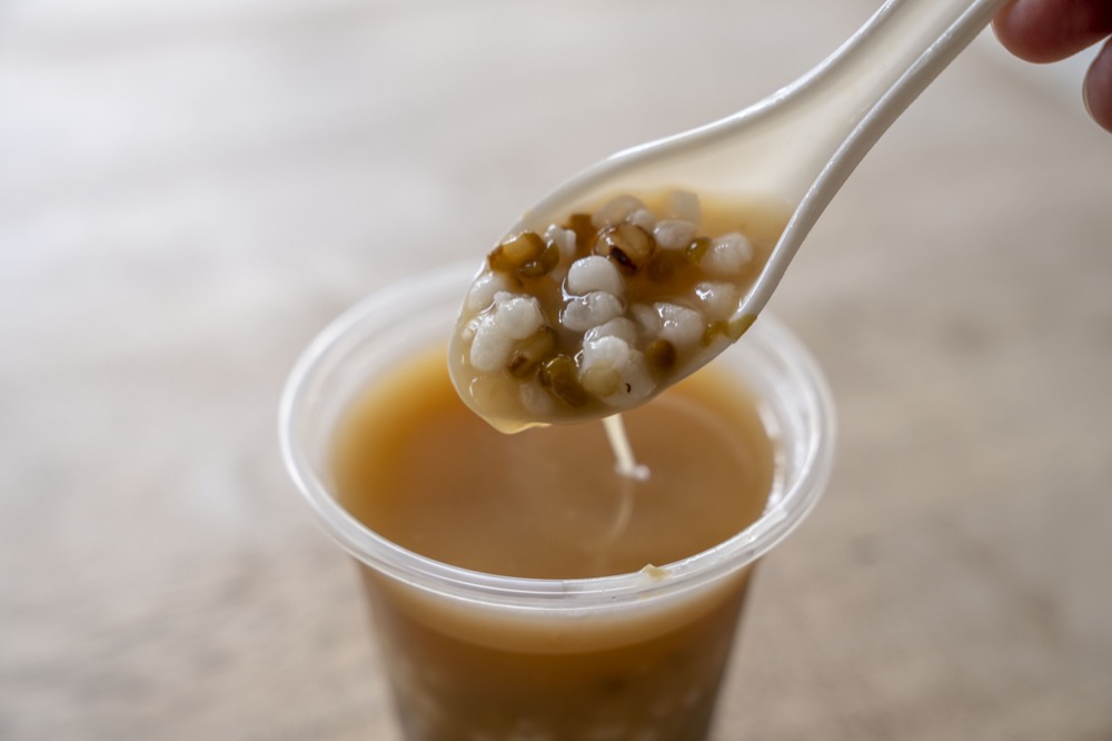 獅甲綠豆湯，高雄前鎮美食，飄香五十年的美味老店，來碗綠豆湯解解暑氣吧