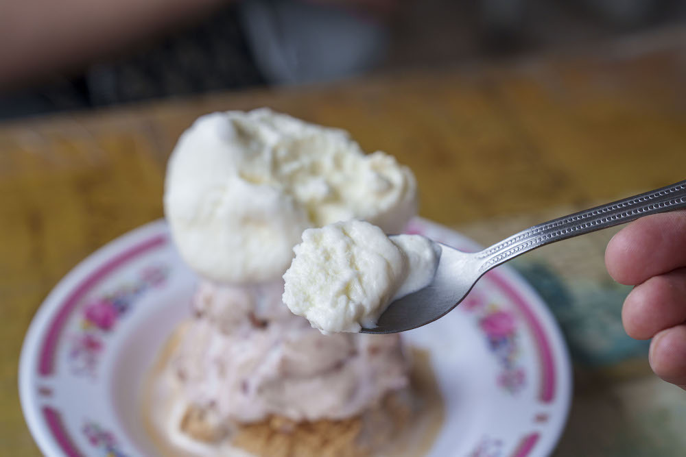 宜蘭秤重計價的「古早味綿綿冰」在地老店　必吃「香濃花生口味」吃過都說讚！