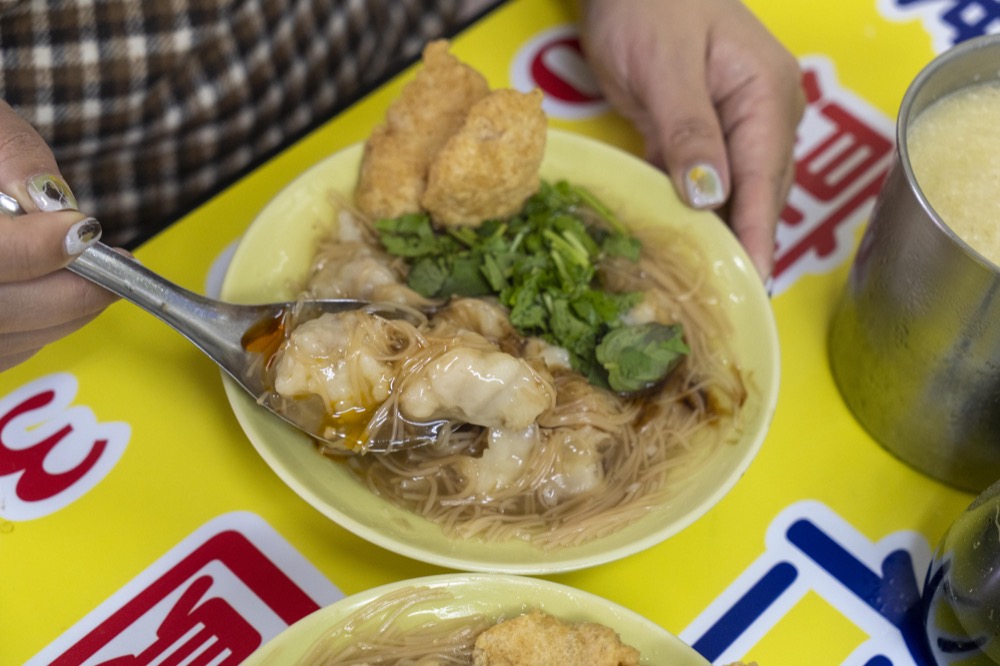 麥克麵線，基隆美食，三沙灣知名麵線，在地人推薦