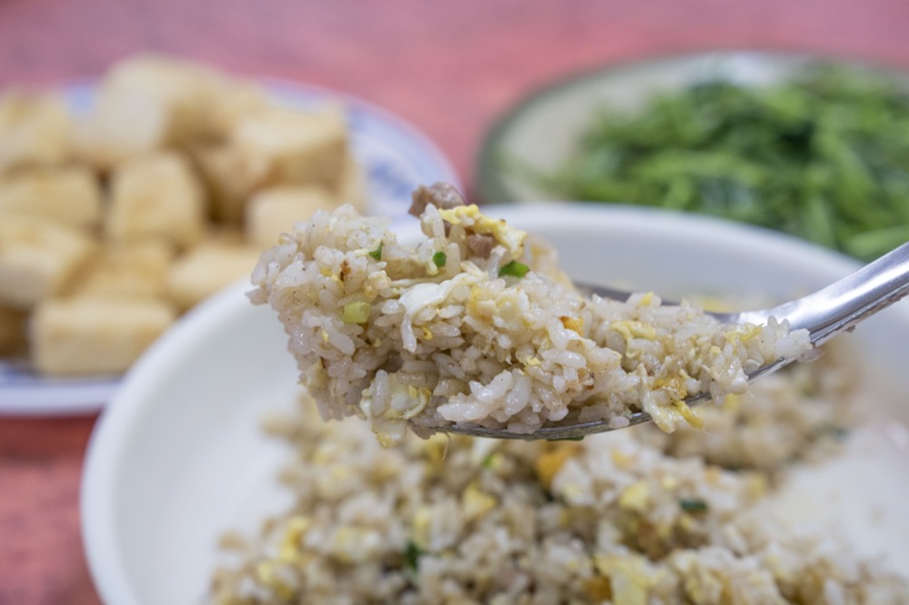 榮興海產小吃店，瑞芳美食，八斗子漁港附近的美味海鮮，老饕最愛，只能點一次要會點菜