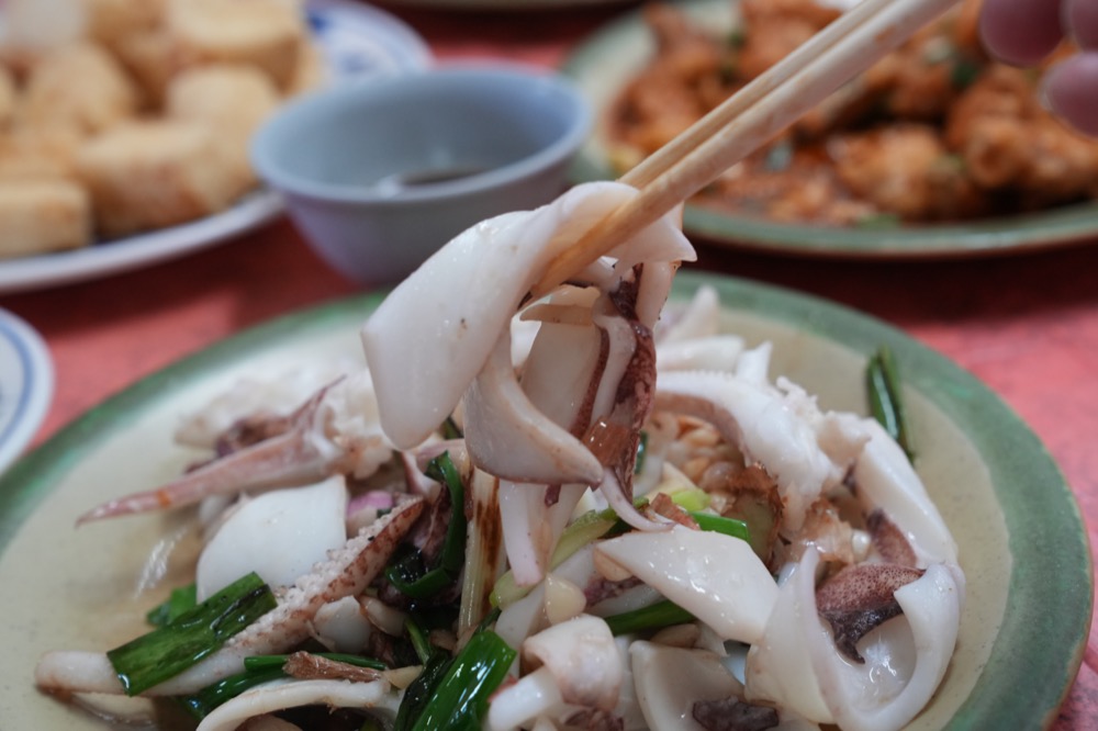 榮興海產小吃店，瑞芳美食，八斗子漁港附近的美味海鮮，老饕最愛，只能點一次要會點菜