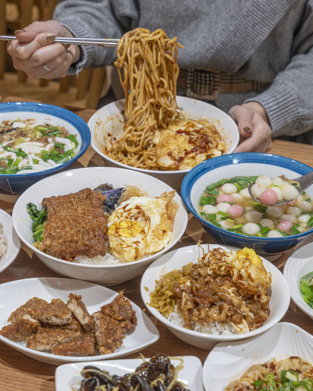 上品佑食堂，宜蘭羅東美食，炸蛋豬排飯太好吃啦