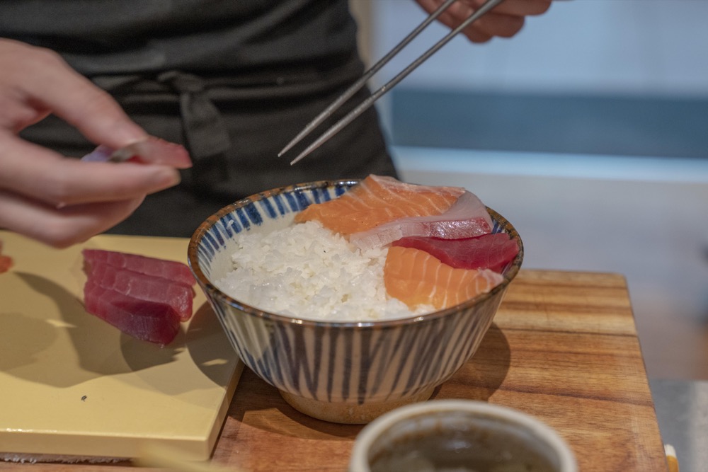 墨sumi 海鮮丼ぶり，中壢美食，超浮誇「隱藏丼」高ＣＰ指數絕對讓你手刀衝一波！