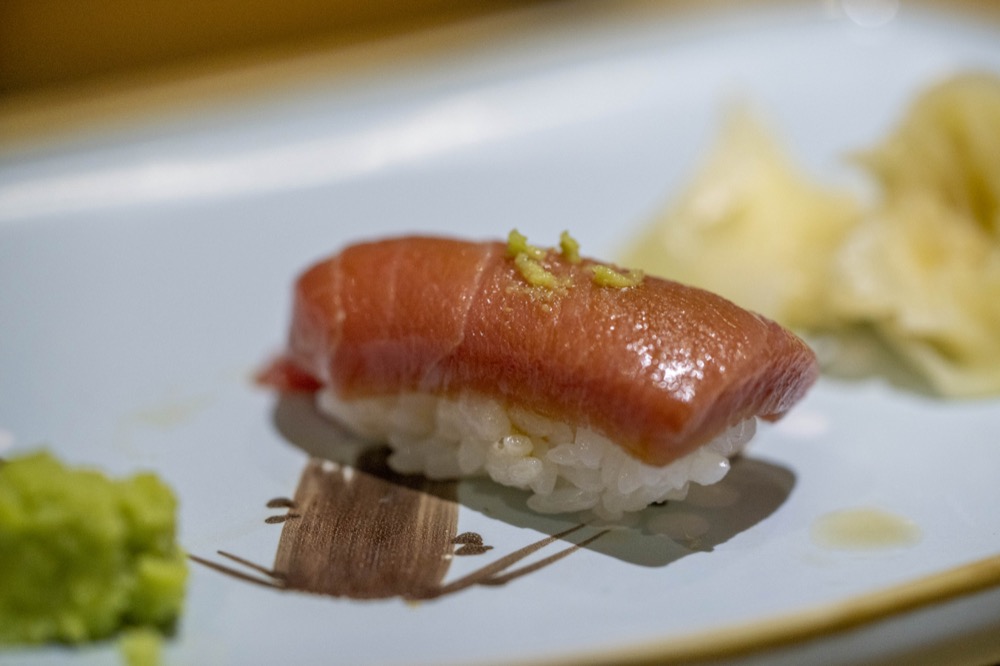 一期一會(鮨)，南京復興美食，位於長春路的完全預約制美味壽司，日本魚料與師傅手藝都超棒