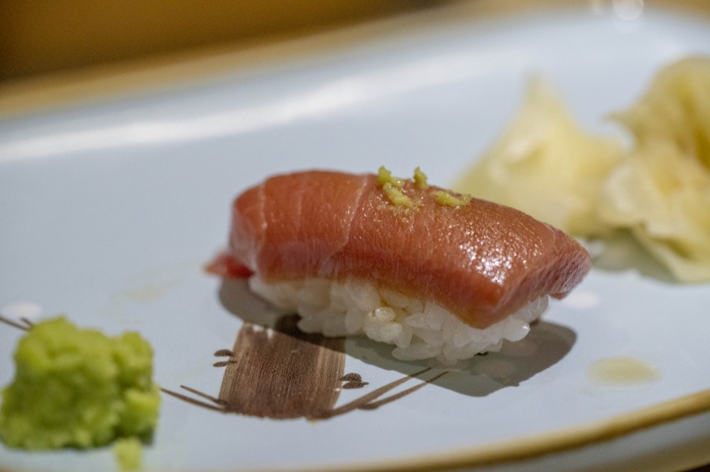 一期一會(鮨)，南京復興美食，位於長春路的完全預約制美味壽司，日本魚料與師傅手藝都超棒