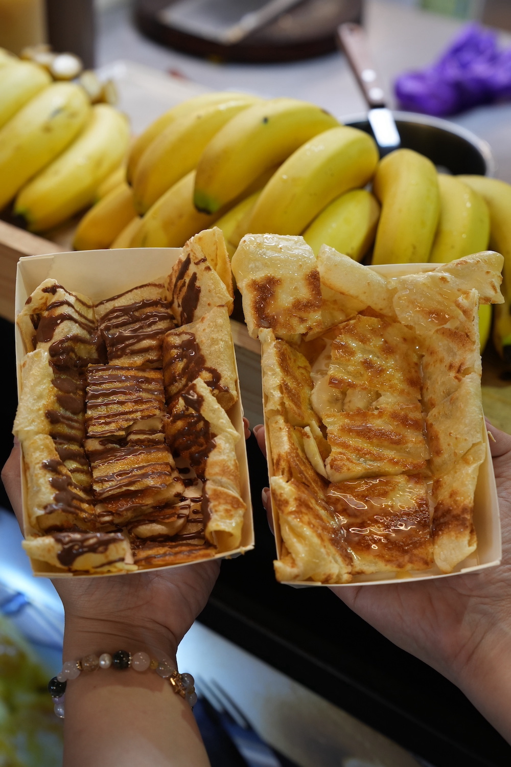 士林夜市美食 阿德泰式香蕉煎餅｜人手一盒「香蕉煎餅」甜蜜口味好療癒～