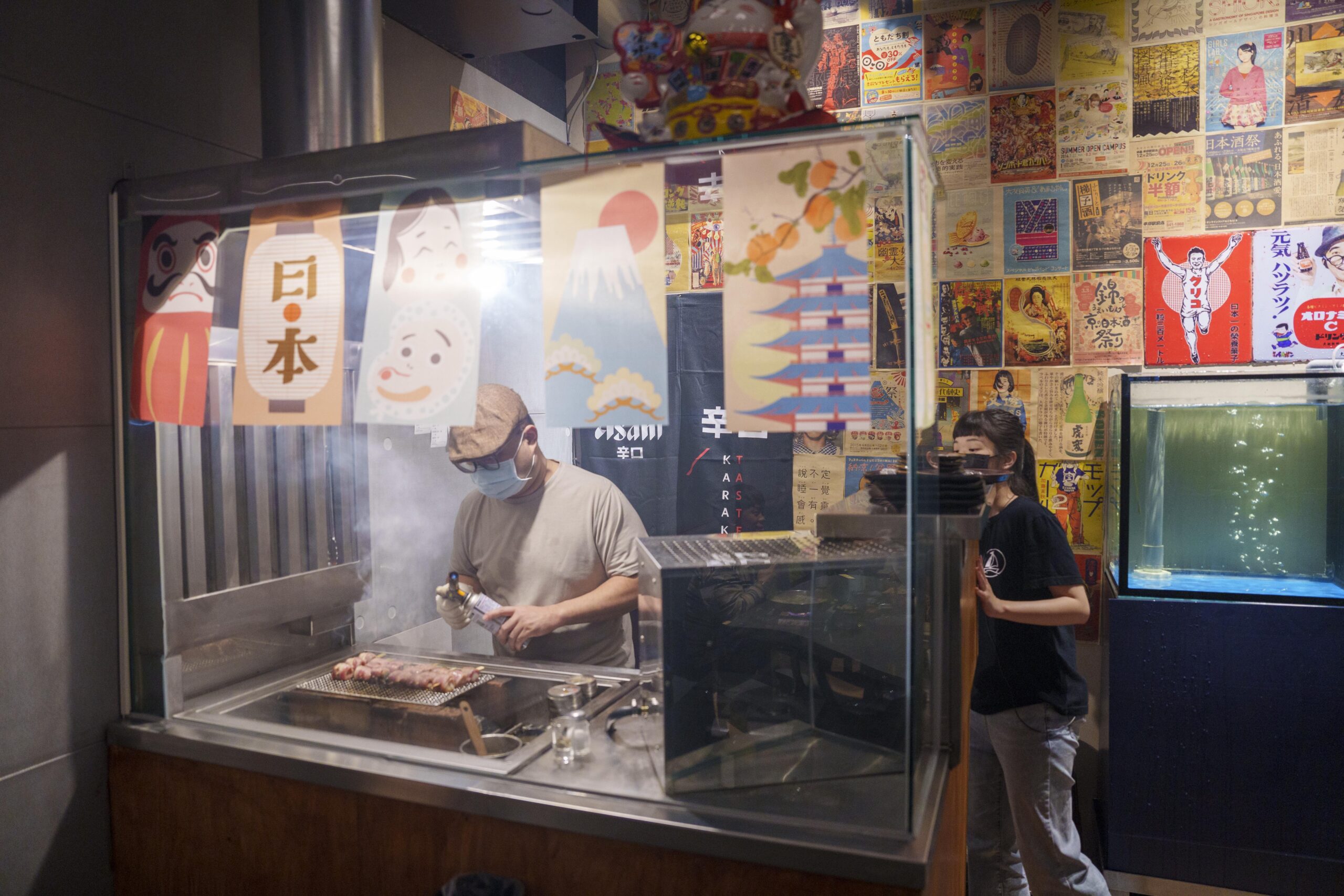 台中美食 初海食堂｜夜貓族先收藏！炭烤活海鮮必朝聖，鹹甜「水果牛肉串」超涮嘴