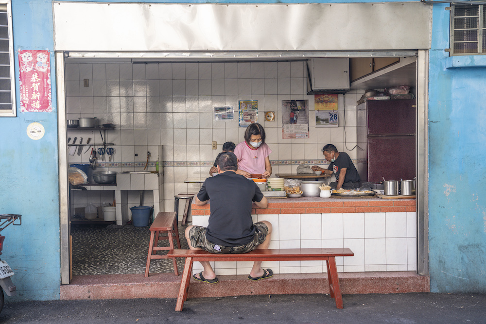 基隆美食 三坑菜頭滷｜基隆在地隱藏美食「台式關東煮」　「菜頭、吉古拉、豬雜」想吃什麼自己夾！