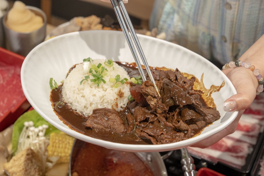 桃園美食 和牛涮｜頂級和牛吃到飽插旗桃園　加碼贈「免費吃」快衝啊！